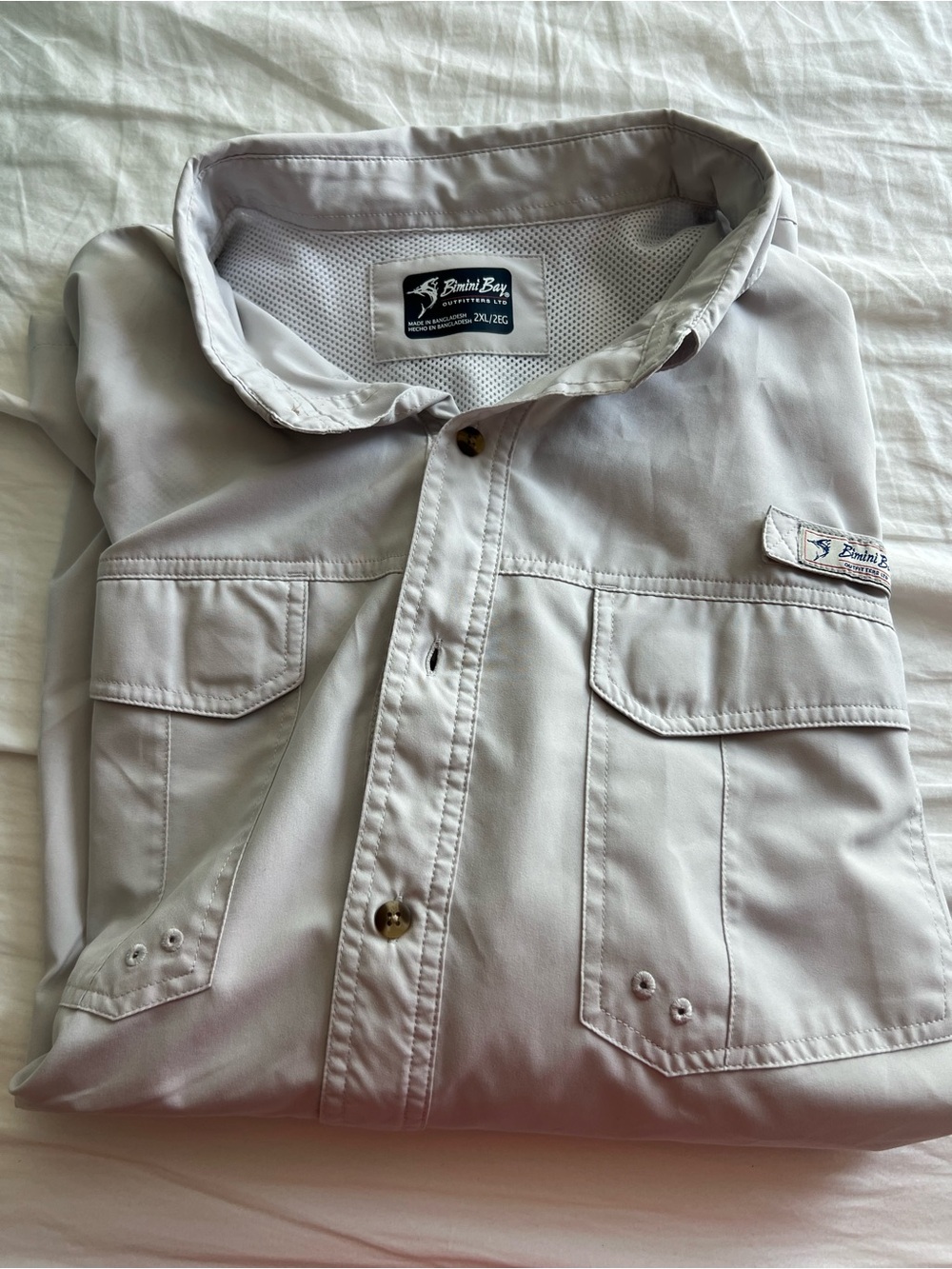 Men's Lightweight Button-Up Fishing Shirt Jacket in Light Gray